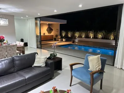 Casa de Condomínio com 4 Quartos à venda, 35m² no Granja Viana, Carapicuíba