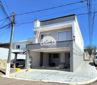Sobrado com 2 Quartos à venda, 97m² no Cancelli, Cascavel