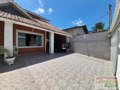 Sobrado com 3 Quartos à venda, 177m² no Parque Balneário Oasis, Peruíbe
