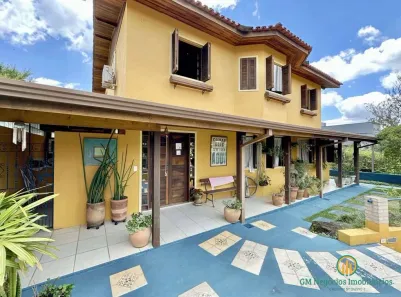 Casa de Condomínio com 3 Quartos à venda, 240m² no Jardim do Golf I, Jandira