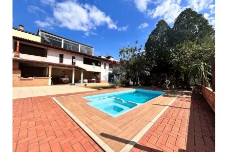 Casa com 6 Quartos à venda, 850m² no Loteamento Araponga, Alfredo Chaves