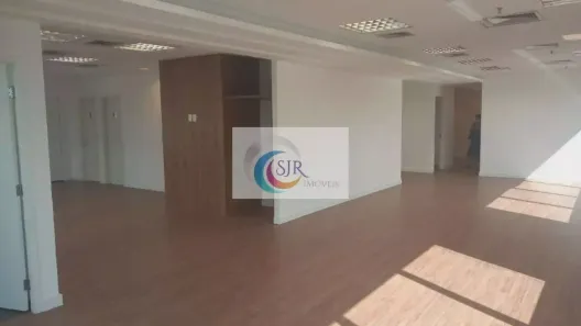 Sala Comercial para venda ou aluguel, 196m² no Vila Olímpia, São Paulo