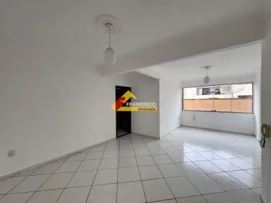 Apartamento com 3 Quartos para alugar, 120m² no Tietê, Divinópolis
