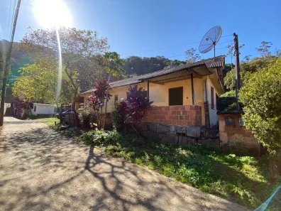 Casa com 2 Quartos à venda, 50m² no Duarte Silveira, Petrópolis