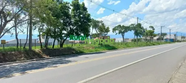 Lote/Terreno à venda, 500m² no Centro, Lorena