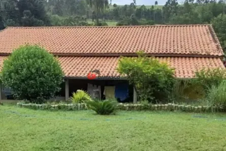 Fazenda/Sítio com 3 Quartos à venda, 120m² no Várzea de Baixo, Sarapuí