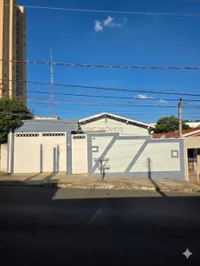 Casa com 2 Quartos à venda, 169m² no Centro, Indaiatuba