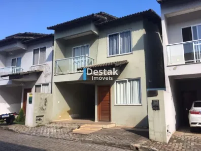 Casa de Condomínio com 3 Quartos à venda, 110m² no Retiro, Volta Redonda