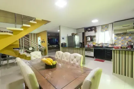 Casa com 3 Quartos à venda, 141m² no Novo Aleixo, Manaus