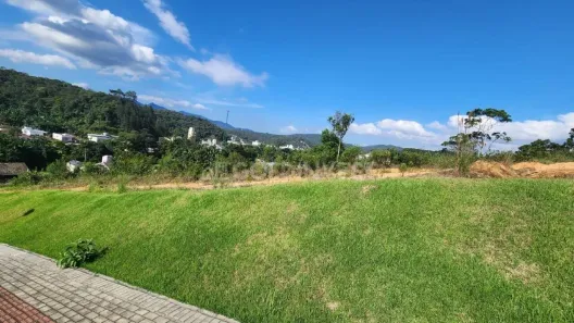 Lote/Terreno à venda, 613m² no Centro, Guabiruba