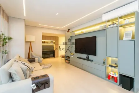 Apartamento com 3 Quartos à venda, 136m² no Vila Anastácio, São Paulo