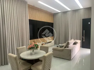 Casa com 3 Quartos à venda, 170m² no Novo Mundo, Uberlândia