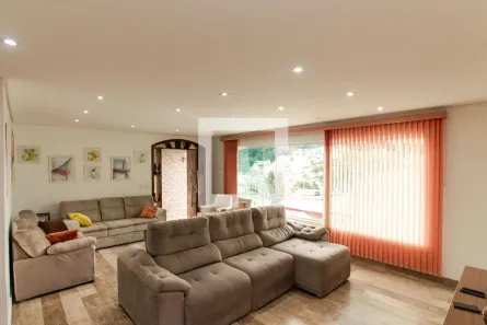 Casa com 4 Quartos à venda, 320m² no Vila Irmãos Arnoni, São Paulo