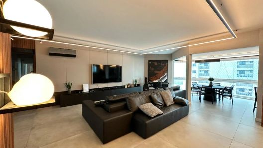 Apartamento com 4 Quartos à venda, 331m² no Meia Praia, Itapema