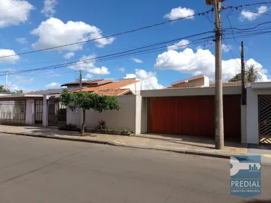 Casa com 3 Quartos à venda, 288m² no Jardim Cardinalli, São Carlos