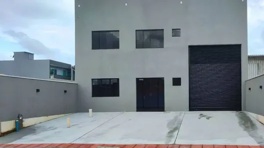 Galpão/Depósito/Armazém à venda, 278m² no Centro, Camboriú
