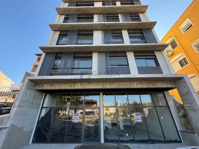 Ponto Comercial para alugar, 170m² no Chácara das Pedras, Porto Alegre