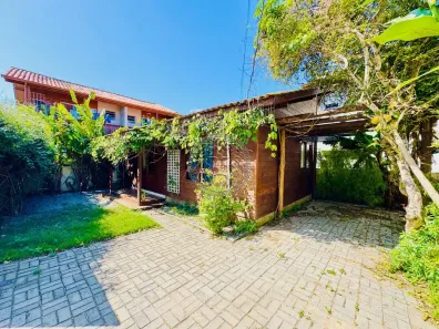 Casa com 2 Quartos para alugar, 70m² no Campeche, Florianópolis
