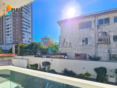 Casa de Condomínio com 3 Quartos para alugar, 132m² no Canto do Forte, Praia Grande