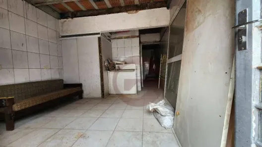 Casa com 4 Quartos à venda, 250m² no Jardim Ester Yolanda, São Paulo