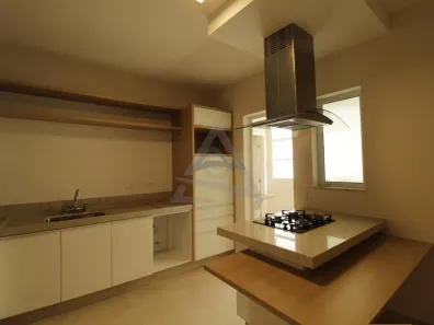 Apartamento com 2 Quartos para alugar, 80m² no Cambuí, Campinas