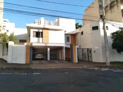 Casa com 4 Quartos à venda, 350m² no Saraiva, Uberlândia