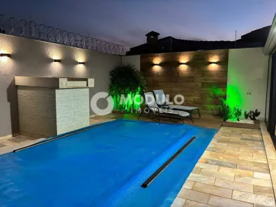 Casa com 3 Quartos à venda, 130m² no Cidade Jardim, Uberlândia