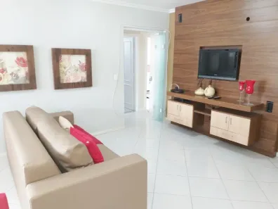 Apartamento com 3 Quartos para alugar, 95m² no Centro, Balneário Camboriú