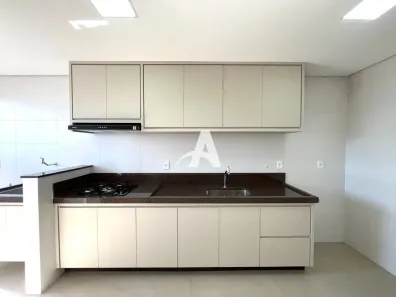 Apartamento com 3 Quartos para alugar, 101m² no Patrimônio, Uberlândia