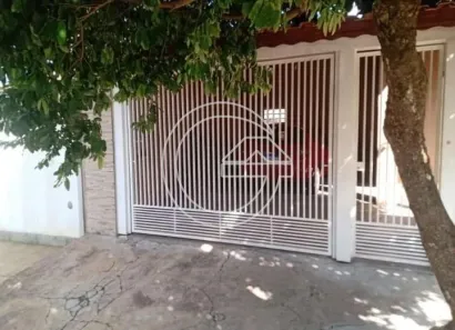 Casa com 3 Quartos à venda, 120m² no Centro, Marília