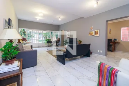 Casa com 3 Quartos à venda, 385m² no Vila Cordeiro, São Paulo