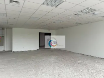 Sala Comercial para alugar, 381m² no Indianópolis, São Paulo