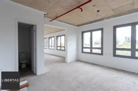 Sala Comercial à venda, 69m² no Auxiliadora, Porto Alegre