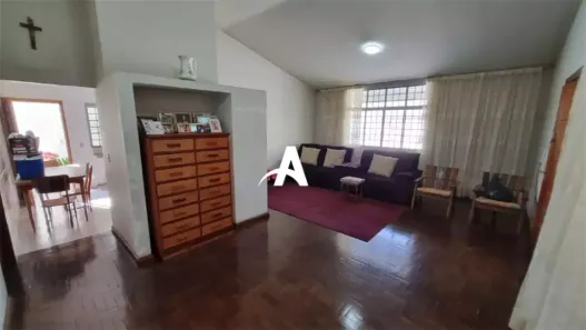 Casa com 4 Quartos à venda, 120m² no Santa Mônica, Uberlândia