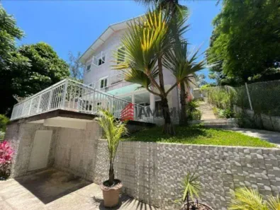 Casa com 4 Quartos à venda, 308m² no Sapê, Niterói
