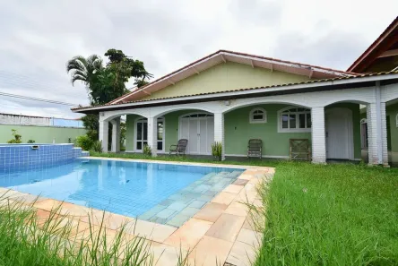 Casa com 7 Quartos à venda, 270m² no Bal Stella Maris, Peruíbe
