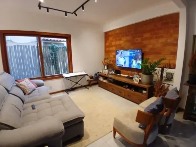 Casa de Condomínio com 3 Quartos à venda, 129m² no Parque Burle, Cabo Frio