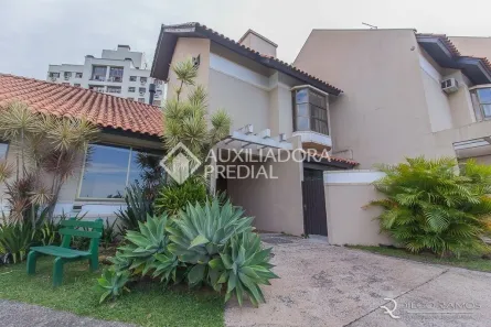 Casa de Condomínio com 3 Quartos à venda, 130m² no Jardim Sabará, Porto Alegre