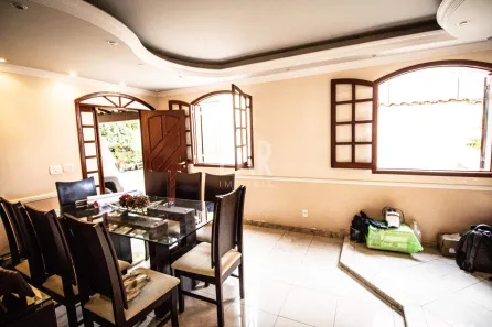 Casa com 4 Quartos à venda, 330m² no Vale da Esperança, Nova Lima