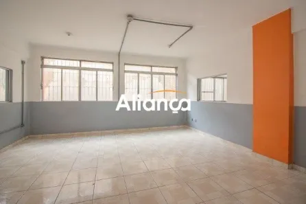 Sala Comercial para alugar, 1000m² no Centro Histórico, Porto Alegre