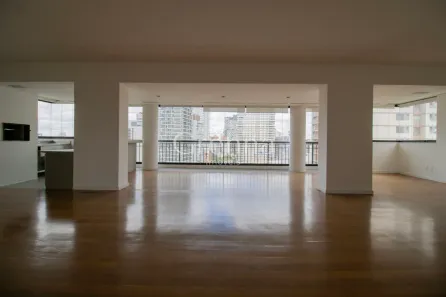 Apartamento com 3 Quartos para alugar, 215m² no Sumaré, São Paulo