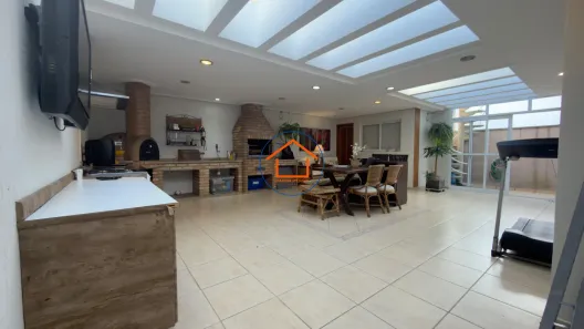 Sobrado com 3 Quartos à venda, 300m² no Campestre, Santo André