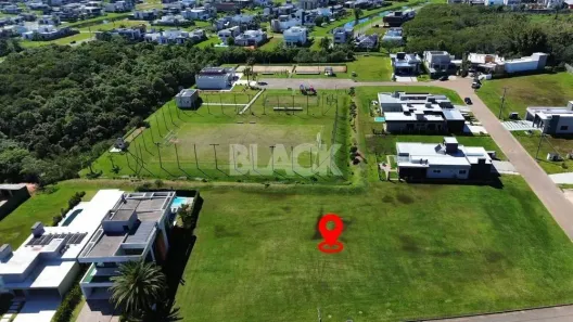 Lote/Terreno à venda, 445m² no Torres, Torres
