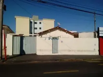 Casa com 2 Quartos para venda ou aluguel, 400m² no Cidade Jardim, São Carlos