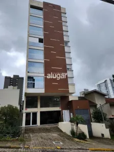 Sala Comercial para alugar, 300m² no Panazzolo, Caxias do Sul