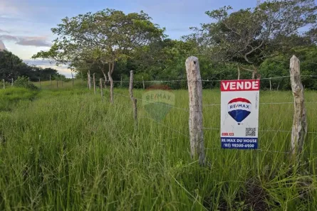Lote/Terreno à venda, 488m² no Caiçara, Cruz