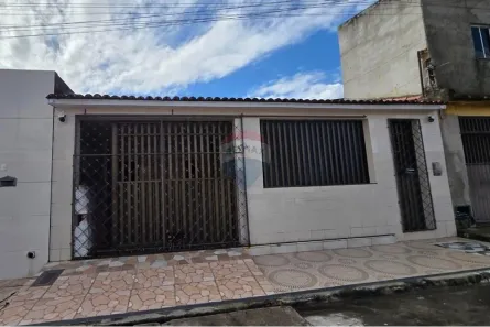 Casa com 4 Quartos à venda, 181m² no Eduardo Gomes, São Cristóvão