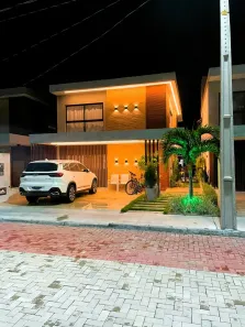 Sobrado com 4 Quartos à venda, 150m² no Ponta Negra, Natal