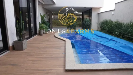 Sobrado com 4 Quartos para alugar, 221m² no Jardins Nápoles, Senador Canedo