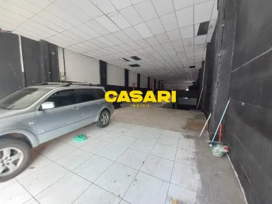 Galpão/Depósito/Armazém para alugar, 650m² no Taboão, Diadema